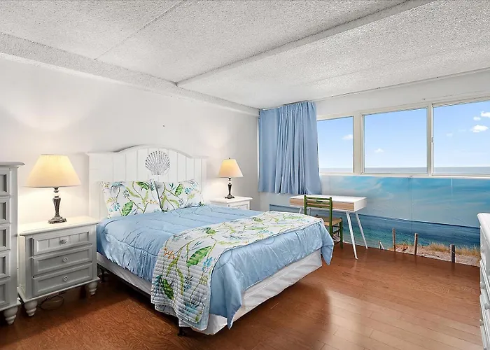 Atlantis-2 Bedroom Ocean Front With Outdoor Pool! Hébergement de vacances Ocean City