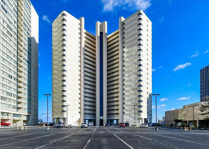 Atlantis-2 Bedroom Ocean Front With Outdoor Pool! Hébergement de vacances *